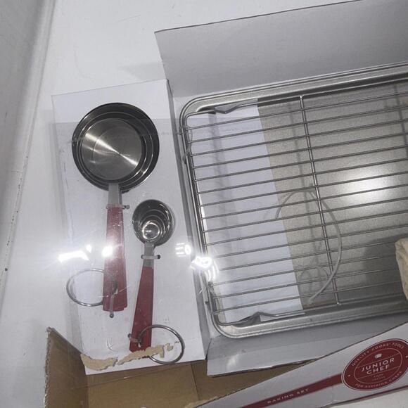 American Girl Williams Sonoma Baking Set *No Rolling Pin* Damaged Box - Picture 10 of 10